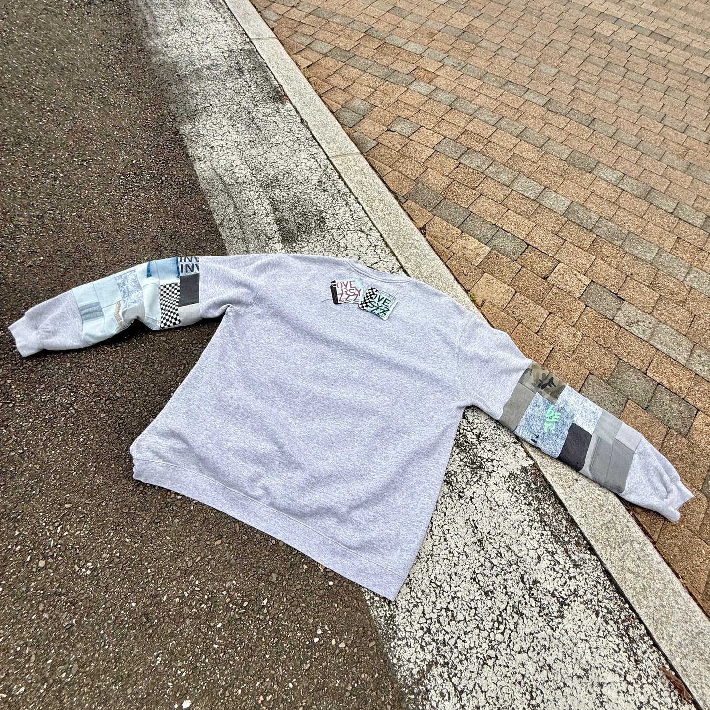 NO SUCH THING AS TOO MUCH — Sweatshirt Rework 3XL