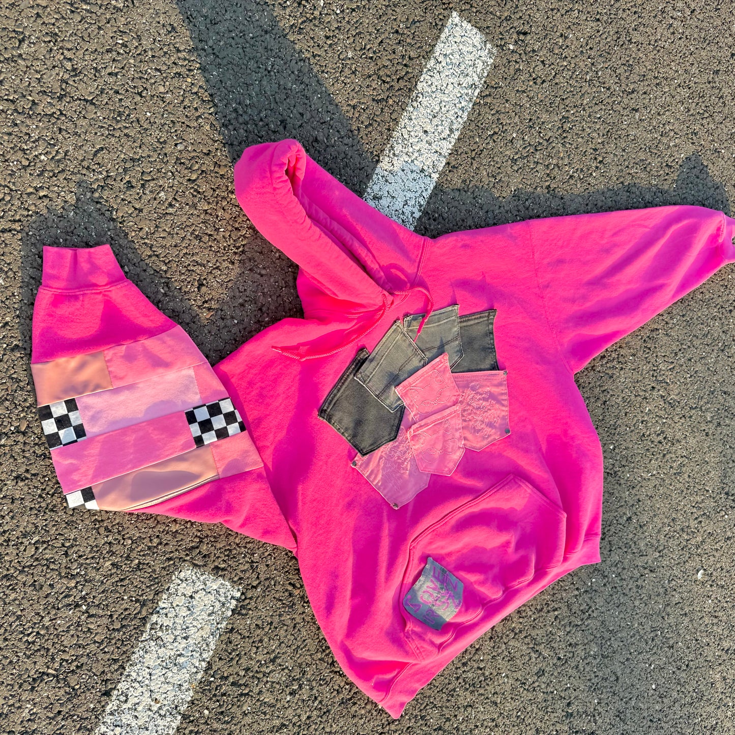 BE THE RIOT — Hoodie Rework XL