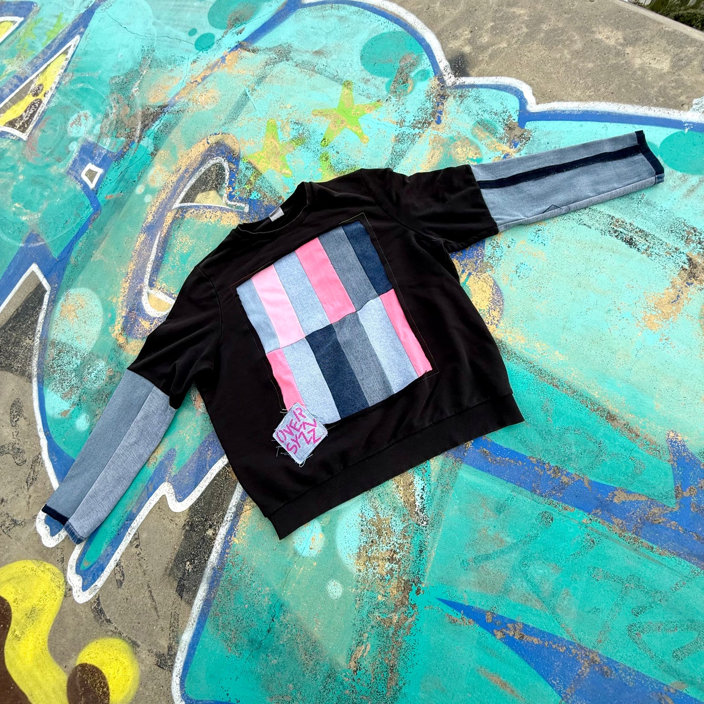 REBORN — Sweatshirt Rework 2XL