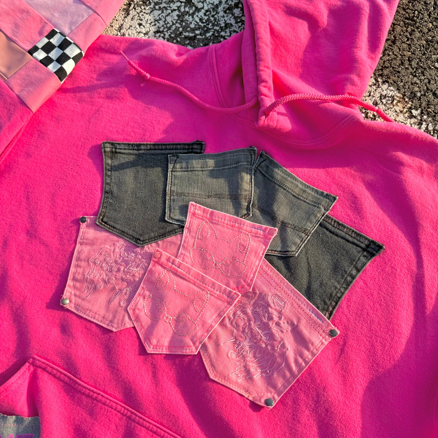 BE THE RIOT — Hoodie Rework XL