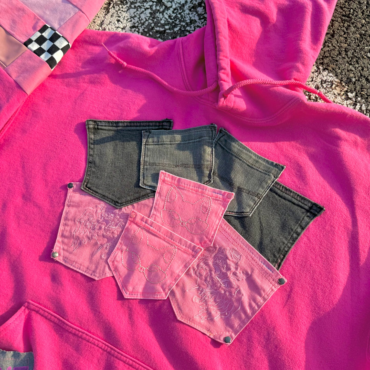BE THE RIOT — Hoodie Rework XL