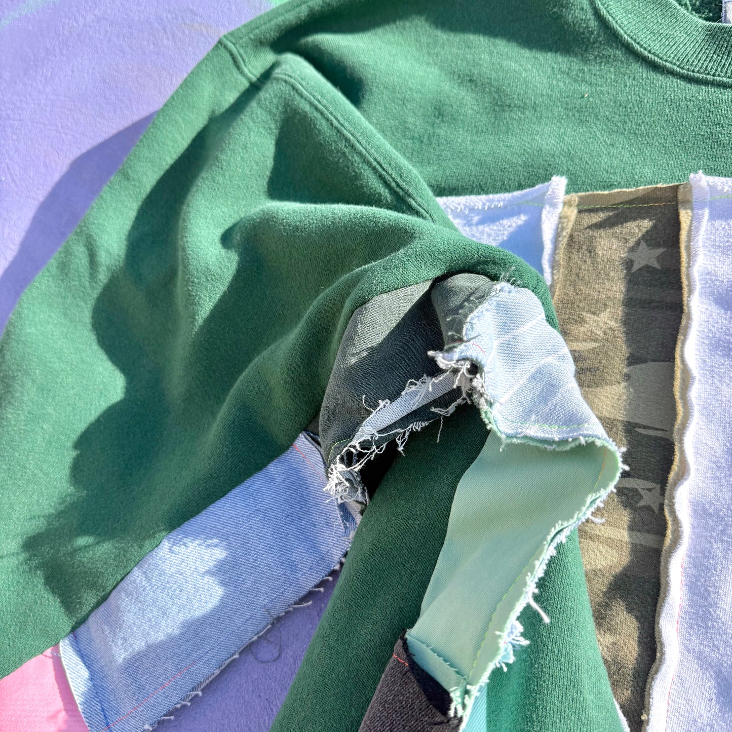 DECKED OUT — Sweatshirt Rework 4XL