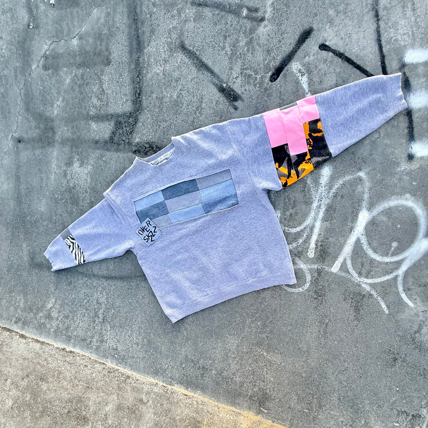 EASY PEASY — Sweatshirt Rework 2XL